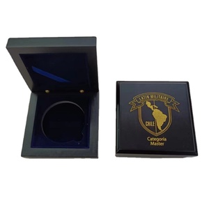 Boîte <span class=keywords><strong>en</strong></span> <span class=keywords><strong>bois</strong></span> sur mesure pour pièces commémoratives, médailles, badges, boîte de présentation de cadeaux - Product Image 2