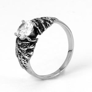 Bague en acier inoxydable 316 style gothique aile punk pour homme, bande fine, textures contrastées, esthétique élégante sombre, cadeau féminin-masculin - Product Image 4