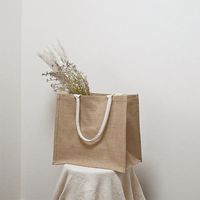 Vente en gros Toile de jute stratifiée avec revêtement en PE naturel couleur logo personnalisé sacs fourre-tout d'épicerie écologiques sac fourre-tout réutilisable en jute