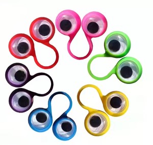 Novelty Mini Finger Toy Activity Eyeball Ring Halloween Fidget Ring Promotion Toy for Kids