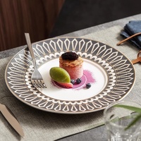 Assiettes en céramique de style nordique en gros – Qualité restaurant pour steak, poisson et desserts – Logo personnalisé disponible