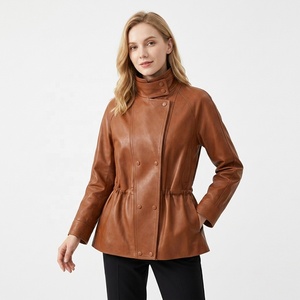 Manteau trench en cuir d'agneau de qualité supérieure pour femmes, sur mesure, 2026, OEM, double boutonnage, cuir <span class=keywords><strong>ciré</strong></span> à l'huile, vestes en cuir pour femmes - Product Image 2