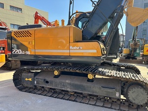 รถขุดฮุนได Korea Heavy Duty 220LC-9S ขนาด 20 ตัน ราคาดี รถขุดตีนตะขาบฮุนไดมือสอง รุ่น 220LC-9S สำหรับขาย - Product Image 3