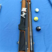 Stik Biliar Snooker OEM Kustom Berkualitas Tinggi dengan Shaft Serat Karbon Stainless Steel, Ringan, Desain Tip 10.5mm