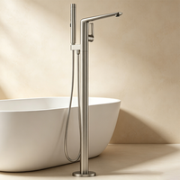 Robinet de baignoire autoportant WEIHAO en nickel brossé à poignée unique avec douchette à main pour la rénovation des salles de bain de villas et d'hôtels