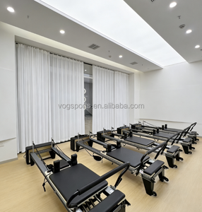 Máquina de <span class=keywords><strong>Pilates</strong></span> Reformer de Aleación de Aluminio para Entrenamiento Profesional en Estudio con Estructura de Base Central y Movimiento de Riel Suave - Product Image 2