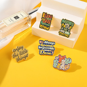 Broche <span class=keywords><strong>Inglés</strong></span> Vintage, Insignia de Metal, Alfileres Plateados, Aleación Esmaltada, Estilo Antiguo, Deportes, Anime, Logo, Recuerdos, Regalos Personalizados, Modelo de Estaño - Product Image 1