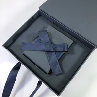 Boîte cadeau de luxe personnalisée pour bagues, bracelets, colliers, boucles d'oreilles, boîtes à bijoux en carton rigide réutilisables, gaufrage, matériaux recyclés