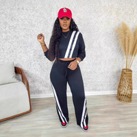 Ensemble de survêtement décontracté et sportif deux pièces pour femme, automne, rayé, en tissu peigné écologique, avec haut à manches longues et pantalon de survêtement