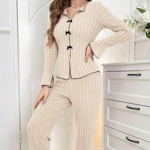 Conjunto de Pijama Elegante y Casual para Mujer en Stock, Ropa de Casa con Pantalones Largos y Lazo de Color Sólido para Otoño e Invierno - Product Image 5