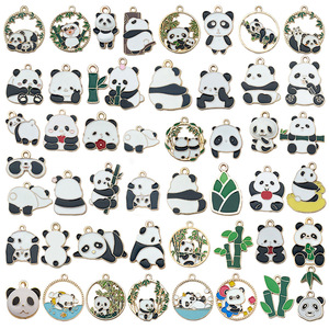Accessoires de bijoux en alliage de zinc, style chinois, motif panda géant mignon, finition émail, pour DIY : porte-clés, boucles d'oreilles, bijoux d'oreille, pendentifs de collier - Product Image 1