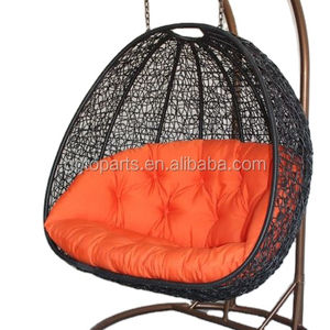 आँगन स्विंग झूला दो सीटों वाले स्विंग कुर्सी के साथ डबल फांसी क्षमता है। - Product Image 1