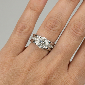 Anillo de Diamantes de Platino Elaborado con Precisión y Acabado de Alto Brillo, Perfecto para Bodas, Compromisos y Regalos de Lujo - Product Image 4