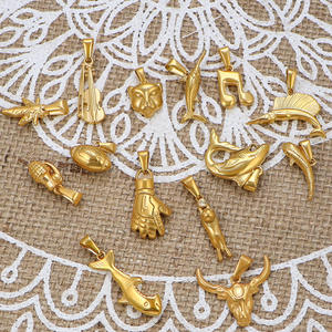 Colgante de Acero Inoxidable con Baño de Oro PVD de 18K, Diseño de Vida Marina: Tiburón, Pez Espada, Mantarraya, Delfín, Violín, Nota <span class=keywords><strong>Musical</strong></span>, Guante - Product Image 4