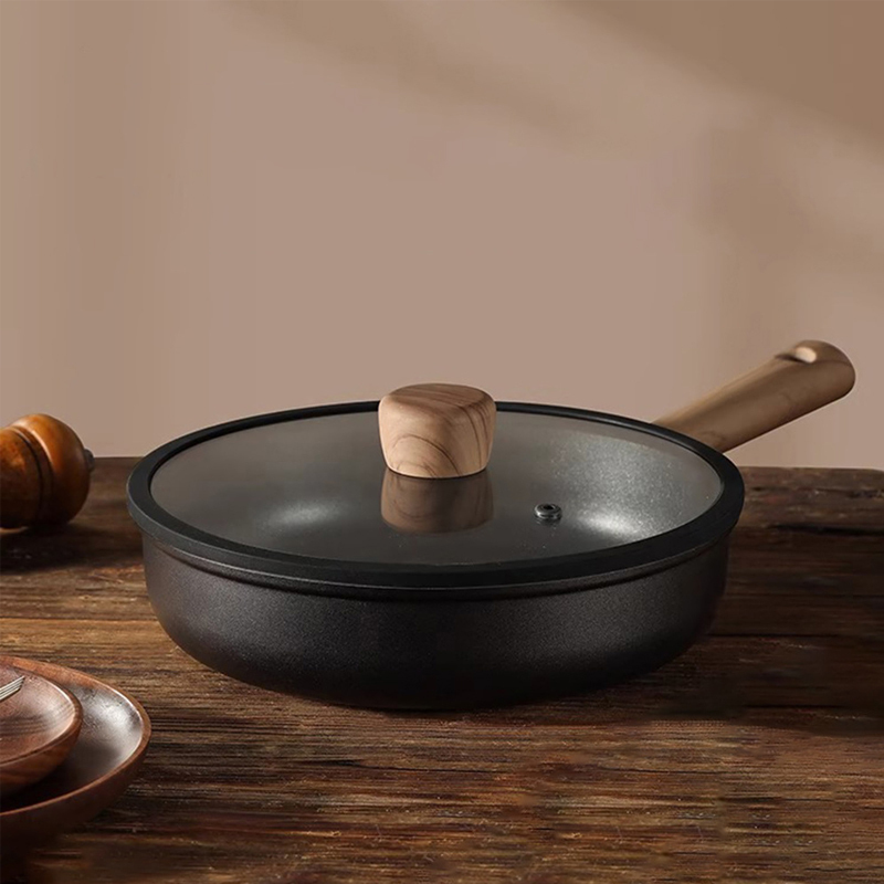 Lightweight Flat Bottom Skillet Home Cooking