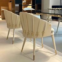 Italienischer Moderner Einfacher Stilvoller Küchen-Esszimmerstuhl Bestseller Luxuriöse Massivholzmöbel für Zuhause, Schule, Park und Fitnessraum