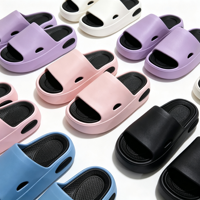 Sandales à plateforme épaisse en EVA pour enfants, pantoufles nuages antidérapantes à bout ouvert, claquettes personnalisables pour intérieur et extérieur