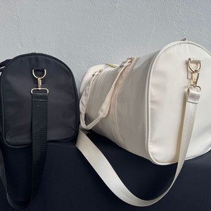 White Solid Color Large Capacity Crossbody Travel Bag For Women Adjustable Strap Handbag Type Leisure Travel Waterproof Nylon - Product Image 4