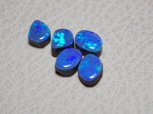 Opale naturelle australienne doublet, paire assortie, forme irrégulière polie et lisse, cabochon, pierres brutes pour la fabrication de bijoux, fournitures en gros - Product Image 3