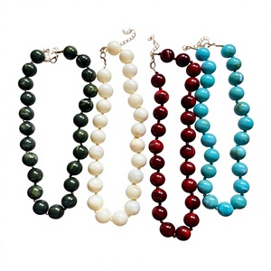 Ensemble de colliers en résine faits à la main, bijoux de mode multicolores ronds pour femmes et filles - Product Image 1