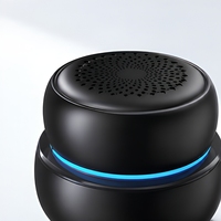 Speaker Nirkabel Magnetik Portabel Bass Stereo 360 yang Kuat Pencahayaan LED RGB Desain Mini Daya Tahan Baterai 3-5 Jam Kontrol Tombol