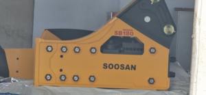 Brise-roche hydraulique latéral SOOSAN SB180, 48-60 tonnes, burin de 200 mm, marteau d'excavatrice pour démolition de roches et travaux de construction - Product Image 3