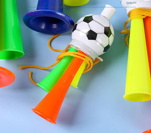 Actividades promocionales de fábrica al por mayor de fútbol juego de pelota de fútbol animando cuerno <span class=keywords><strong>trompeta</strong></span> Audio para fiesta de juguete - Product Image 4