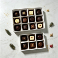 Boîte à chocolat personnalisée imprimée, emballage carré en papier écologique, boîte à dessert avec couvercle transparent et compartiments, boîte à chocolat