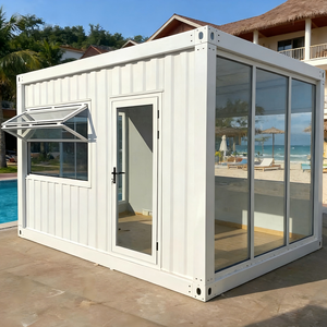 Maisons modulaires préfabriquées en conteneurs ondulés personnalisables utilisées pour les espaces commerciaux extérieurs. - Product Image 3