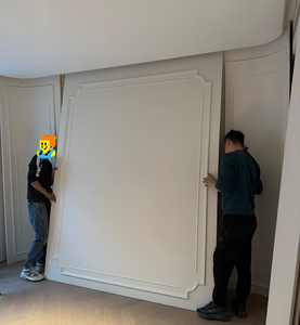 Pannello Murale Laccato di Lusso Francese Personalizzato con Porta Invisibile Integrata Ornata per Interni di Alta Gamma - Product Image 2