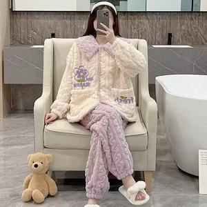 Otoño e invierno nueva versión coreana de terciopelo coral encantador pijama de franela para mujer conjunto de dos piezas adecuado para pijamas diarios - Product Image 3