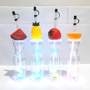 500ml Cartoon Cute Animal LED Light Colored Fruit Juice Bouteille d'eau <span class=keywords><strong>en</strong></span> <span class=keywords><strong>plastique</strong></span> PET Sluch Ice Drink Yard Cup avec couvercle et paille - Product Image 5