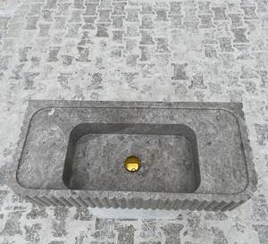 Lavabo Flotante de Mármol Gris Acanalado, Resistente |   Lavabo Escultural Integrado de Piedra |   Baño Moderno de Lujo Ecológico - Product Image 1