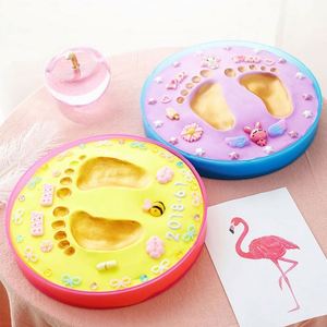 Marco de Fotos para Bebés Recién Nacidos, Arcilla para Huellas de Manos y Pies de Bebé, Plástico con Certificación EN71 - Product Image 2