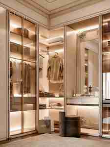 Armario de Madera con Vitrina de Vidrio para Vestidor, Estilo Francés, con Iluminación LED, <span class=keywords><strong>Muebles</strong></span> Personalizados para Dormitorio - Product Image 4