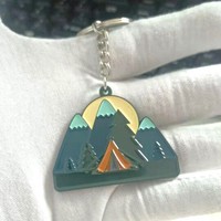 Grüne Metall-Schlüsselanhänger Herstellung Benutzerdefiniertes Legierungs-Logo Souvenir-Geschenk Schlüsselringe Halter Maßgefertigter 2D Weich-Emaille Schlüsselanhänger