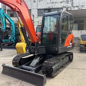 Mini-excavatrice sur chenilles DOOSAN DX60-9C, excavatrice hydraulique de 6 tonnes avec moteur - Product Image 6