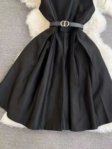 Robe midi noire Herben Sweet à col Peter Pan, de haute qualité, tissée, impression numérique, teinture unie, épaules dénudées - Product Image 6