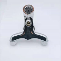 Mélangeur de longeron de douche chromé en zinc OEM Robinet de baignoire à montage mural Logo personnalisé Noyau de valve en céramique de style classique poli bon prix