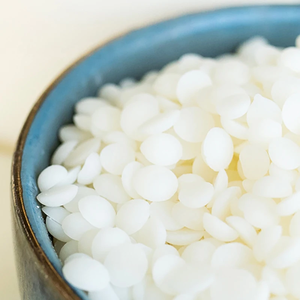 Grand Stock de Cire de Soja Biologique en Vrac Flocons pour <span class=keywords><strong>Bougie</strong></span> Parfumée à Bas Prix pour Décoration d'Intérieur et Fabrication de Bougies en Contenant - Product Image 3