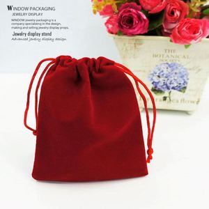 Sacs cadeaux personnalisés réutilisables en velours rouge foncé 10x15cm pour boucles d'oreilles, colliers, rangement domestique, bougies et artisanat - Product Image 3