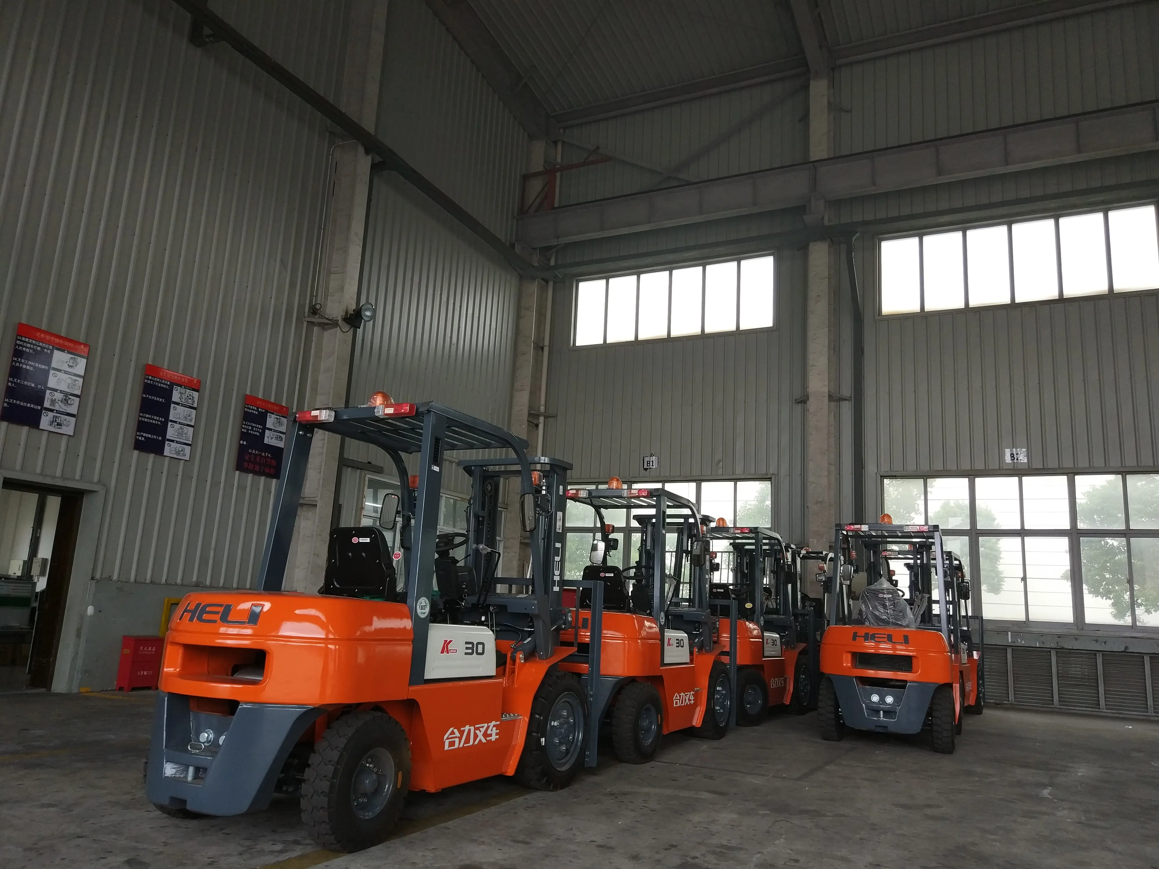 Hot sale Heli 1.5T Electric Forklift CPD15HA2 Battery fork-lift