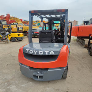 รถยก<span class=keywords><strong>8FD30</strong></span>โตโยต้ามือสองขนาด3ตันเครื่องยนต์ดีเซลสำหรับใช้ในคลังสินค้าอุตสาหกรรมและโลจิสติกส์ - Product Image 2