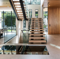 CBMMart Villa Hotel Chine Escalier en bois de chêne massif Design Escalier classique moderne avec lumière LED