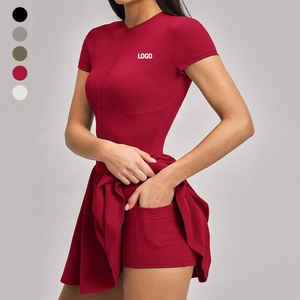 Robe de sport pour femme à demi-zip et manches courtes, effet seconde peau, une pièce, pour le tennis, le golf et le pickleball, avec short intégré et poche - Product Image 1