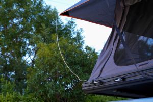2 Person Lightweight Waterproof Uv Resistant Camping Hard with <b>a</b> Ladder Roof Top <b>Tents</b> for Cars - Product Image 4