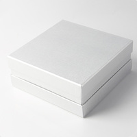 Boîte de papier OEM bijouterie personnalisée sacs d'emballage kraft bague boucles d'oreilles collier bracelet vente au détail avec poignée emballage de boîte cadeau