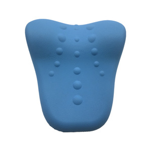 Oreiller de soutien du cou en plastique avec massage par tapotement pour la correction de la colonne vertébrale - Product Image 1