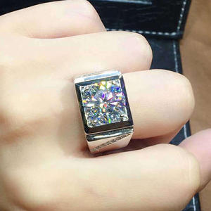 Anello di Fidanzamento F1060 per Donna in Oro Bianco con Diamante Taglio Brillante Rotondo Colore D Naturale Stile Classico - Product Image 4