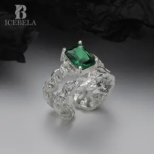 Vintage Fine Jewelry Rings Niche Design Luxury Emerald Ring Double Layer Chain Hollow Out Inlaid Emerald For Women